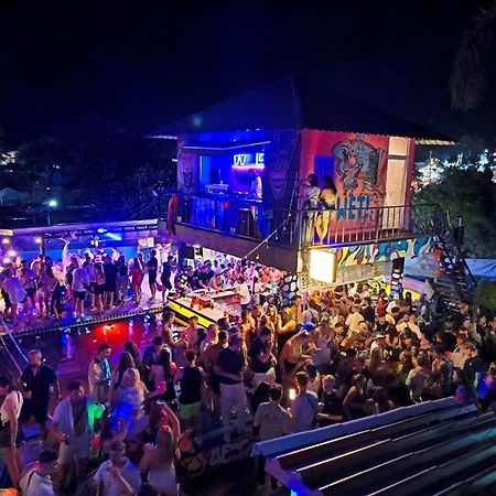 Wet! A Pool Party Hostel By Wild & Wandering Haad Rin Zewnętrze zdjęcie