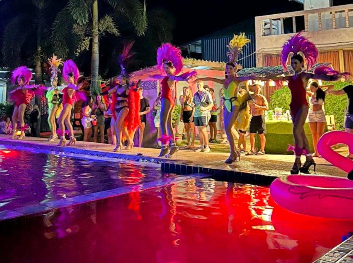 Wet! A Pool Party Hostel By Wild & Wandering Haad Rin Zewnętrze zdjęcie